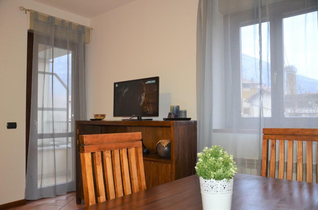 Casa Al Lago オメーニャ エクステリア 写真