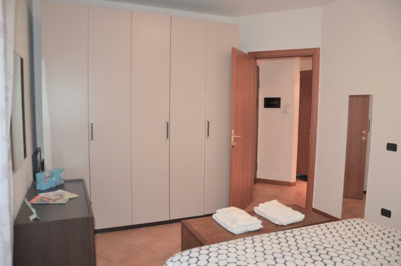 Casa Al Lago オメーニャ エクステリア 写真